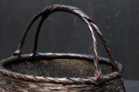 渋みを増した味わい深い竹編みカゴの炭入れ　DC8130