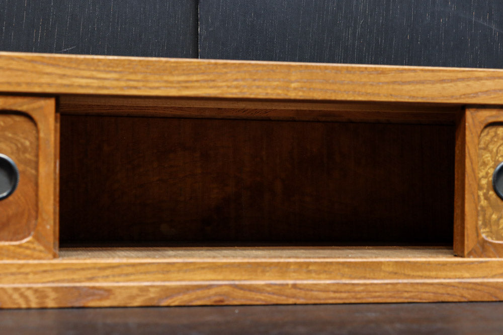 4枚引き戸のごく小さな置き床　DC8134