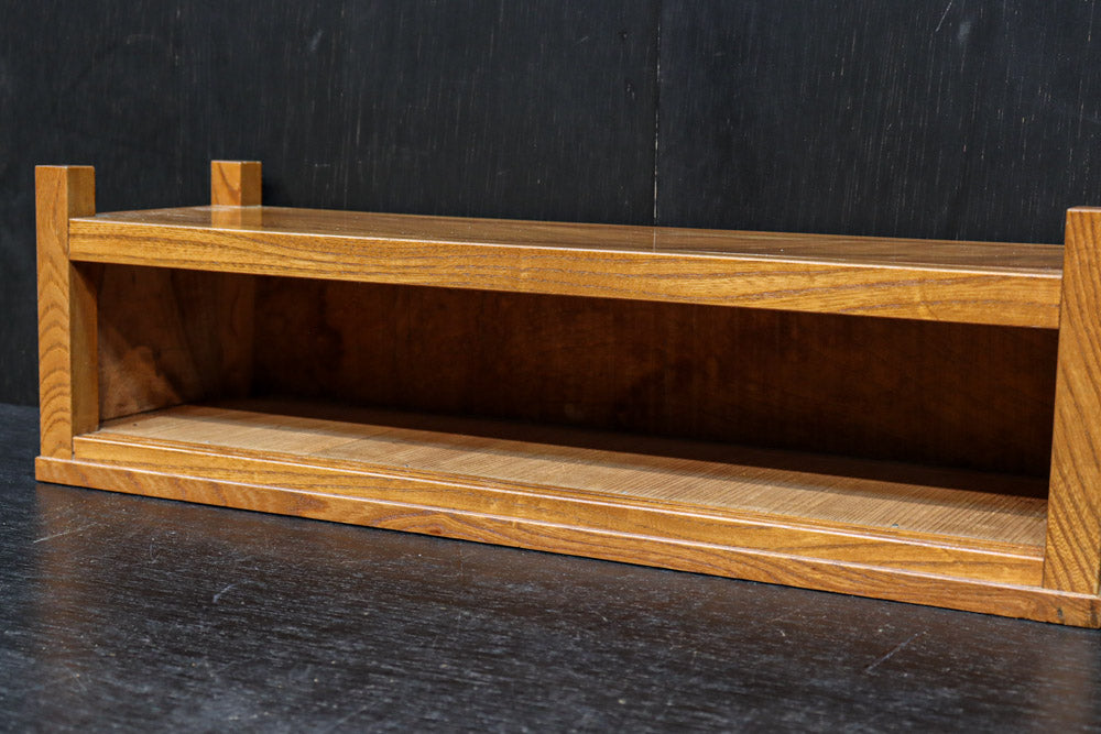 4枚引き戸のごく小さな置き床　DC8134