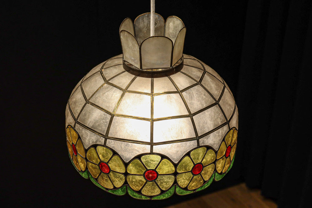 可愛らしい丸い花柄模様が並ぶレトロなステンドグラス電笠　DC8142