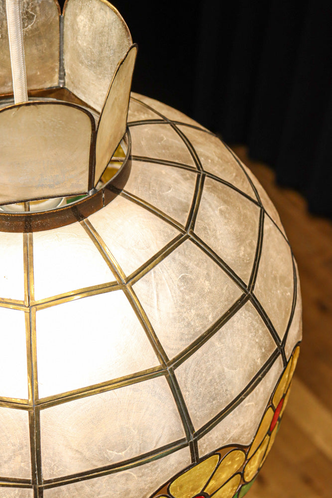 可愛らしい丸い花柄模様が並ぶレトロなステンドグラス電笠　DC8142