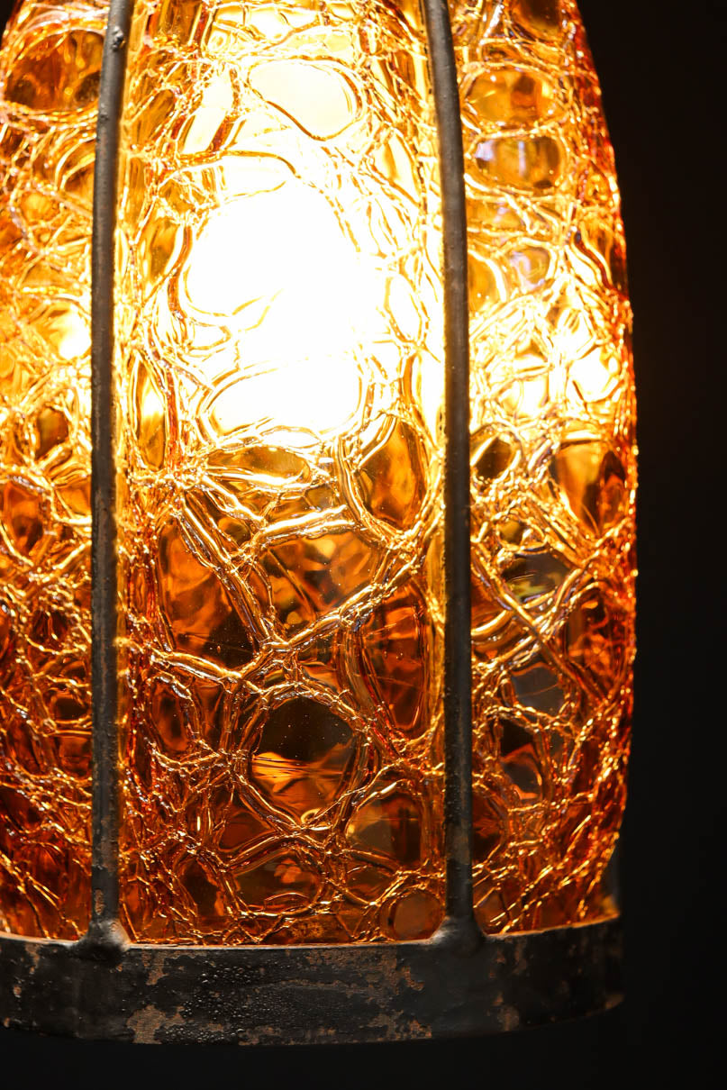 アンバーガラスが温かな輝きを放つ電笠　DC8143　在庫3個