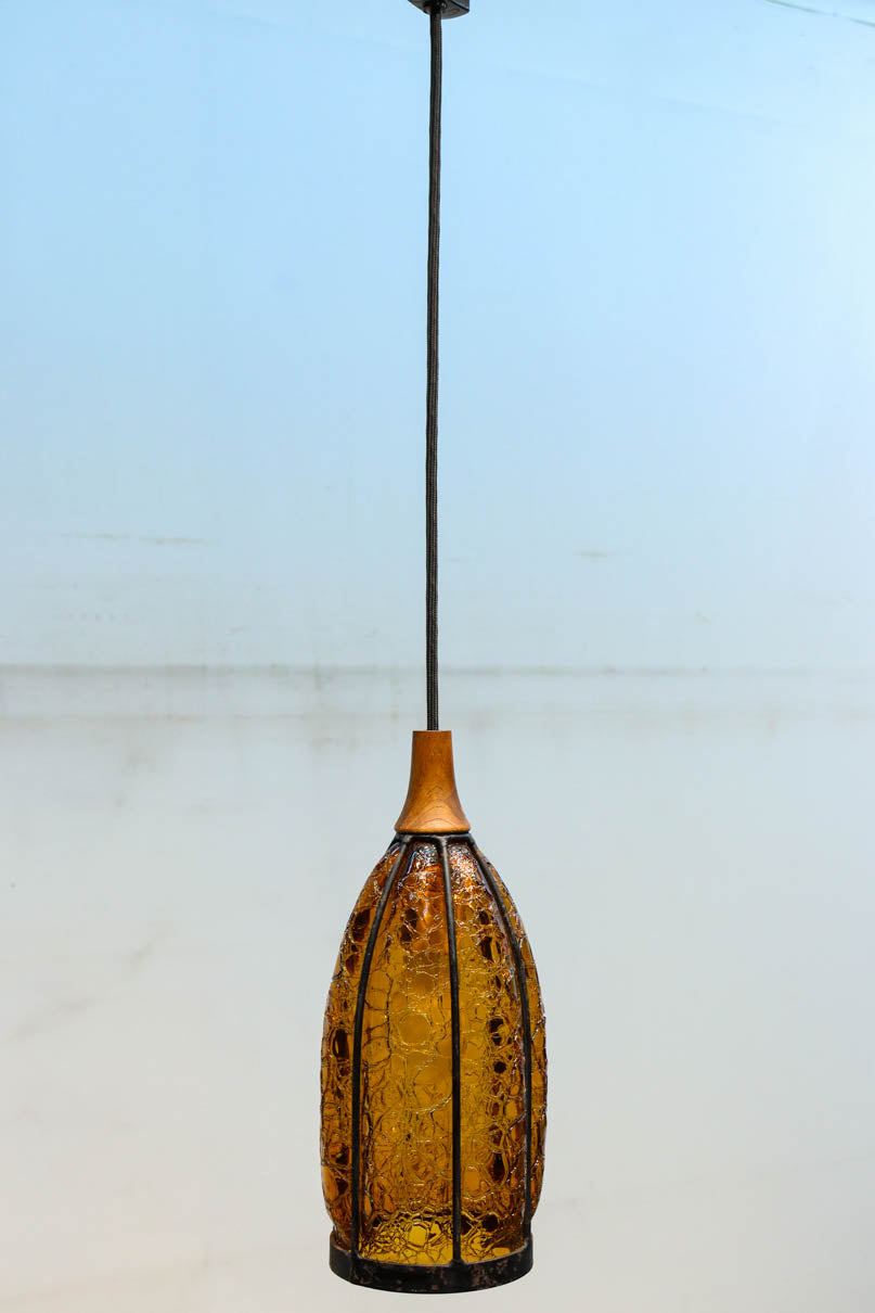 アンバーガラスが温かな輝きを放つ電笠　DC8143　在庫3個