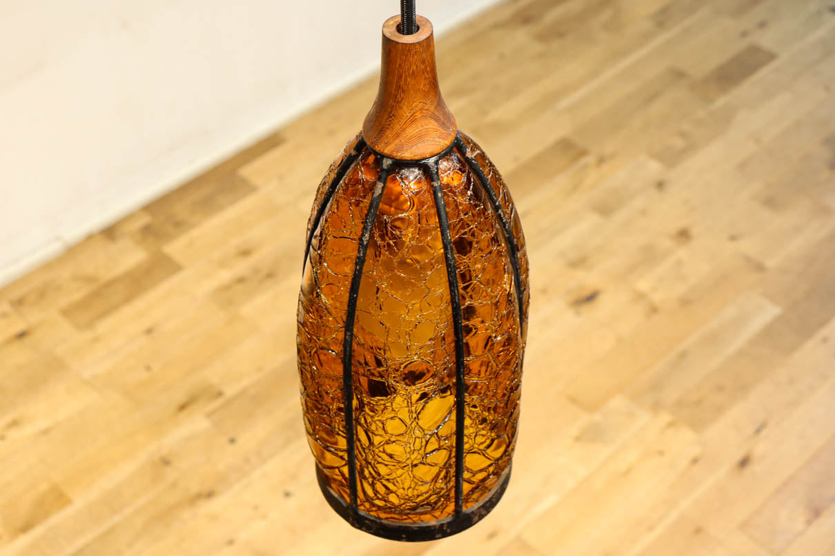 アンバーガラスが温かな輝きを放つ電笠　DC8143　在庫3個