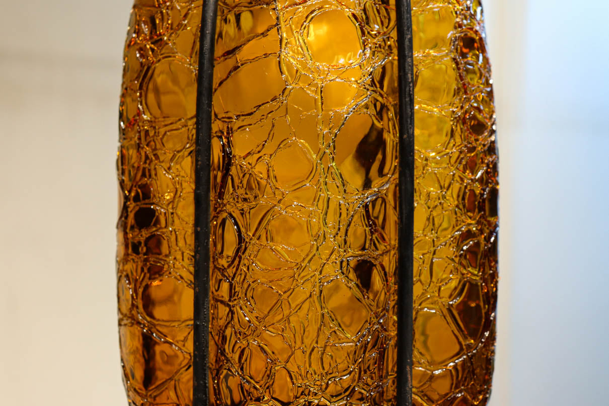 アンバーガラスが温かな輝きを放つ電笠　DC8143　在庫3個