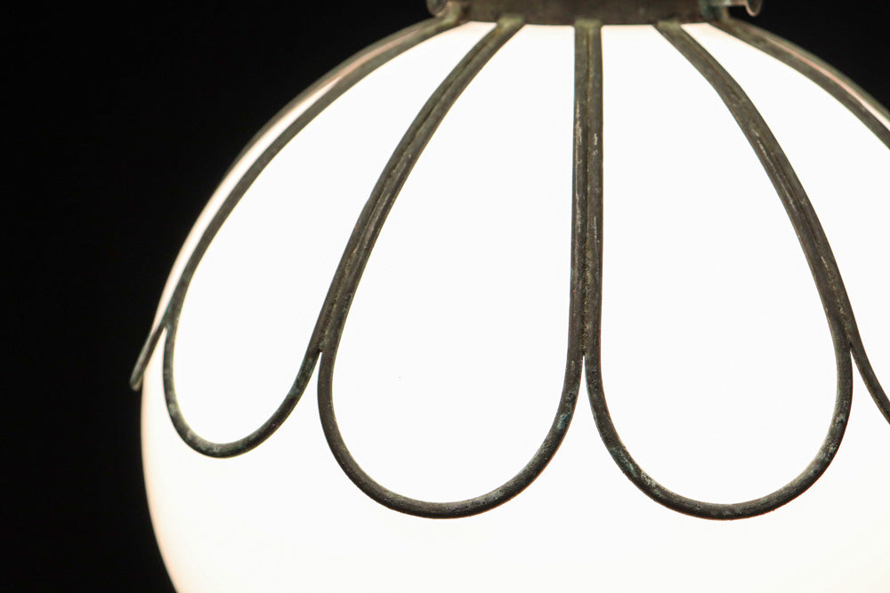 エレガントな金具フレームが素敵な電笠　DC8145