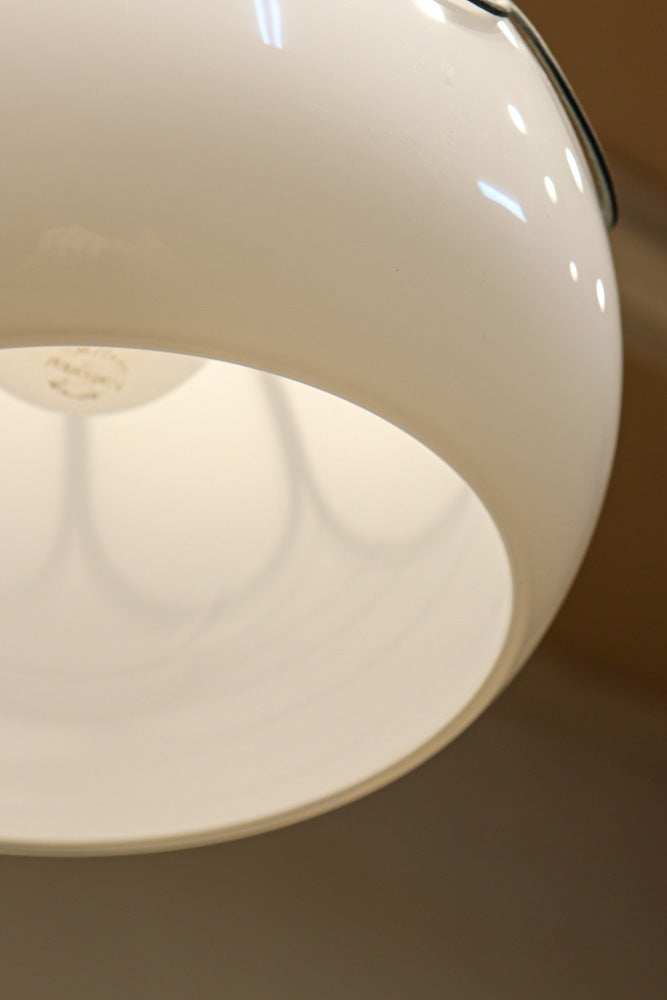 エレガントな金具フレームが素敵な電笠　DC8145