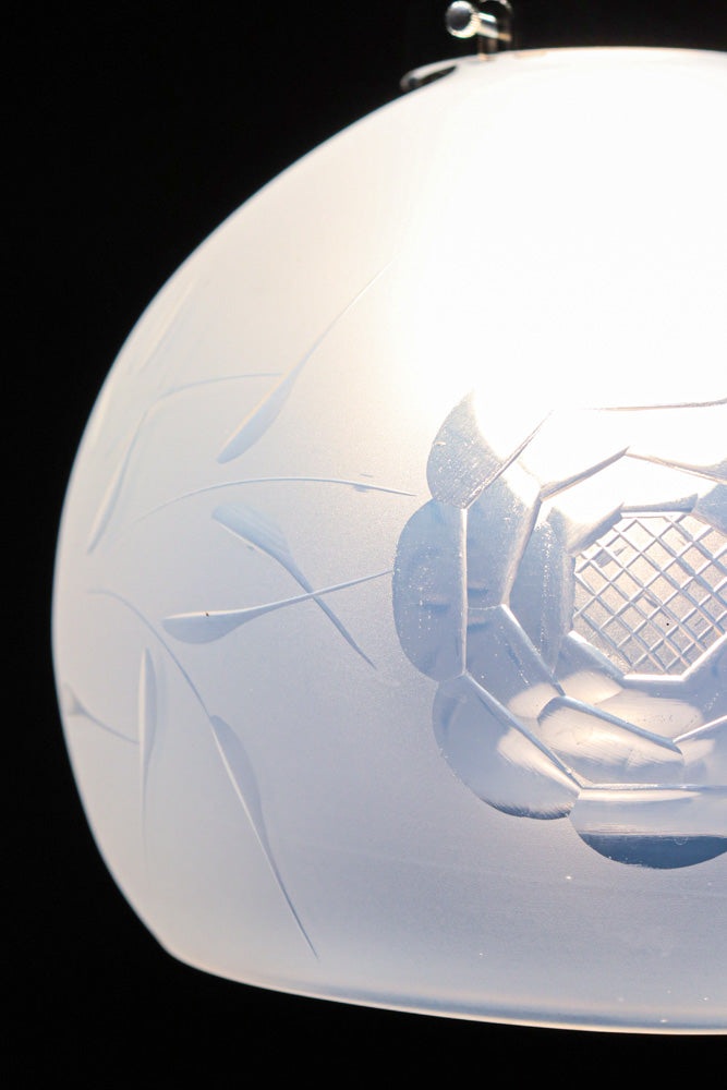 【ご精算用】オパールセントに大輪のお花の透かし模様が優雅に浮かぶ電笠　DC8146