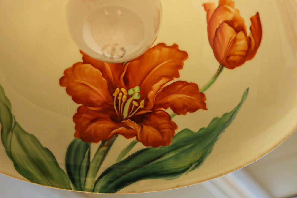 内面に花柄模様が描かれたノリタケの電笠　DC8148