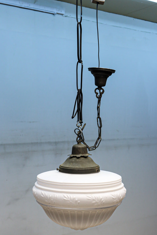 大正浪漫!!の雰囲気漂う大型サイズのシャンデリア　DC8154