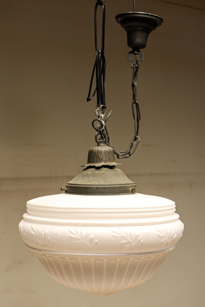 大正浪漫!!の雰囲気漂う大型サイズのシャンデリア　DC8154