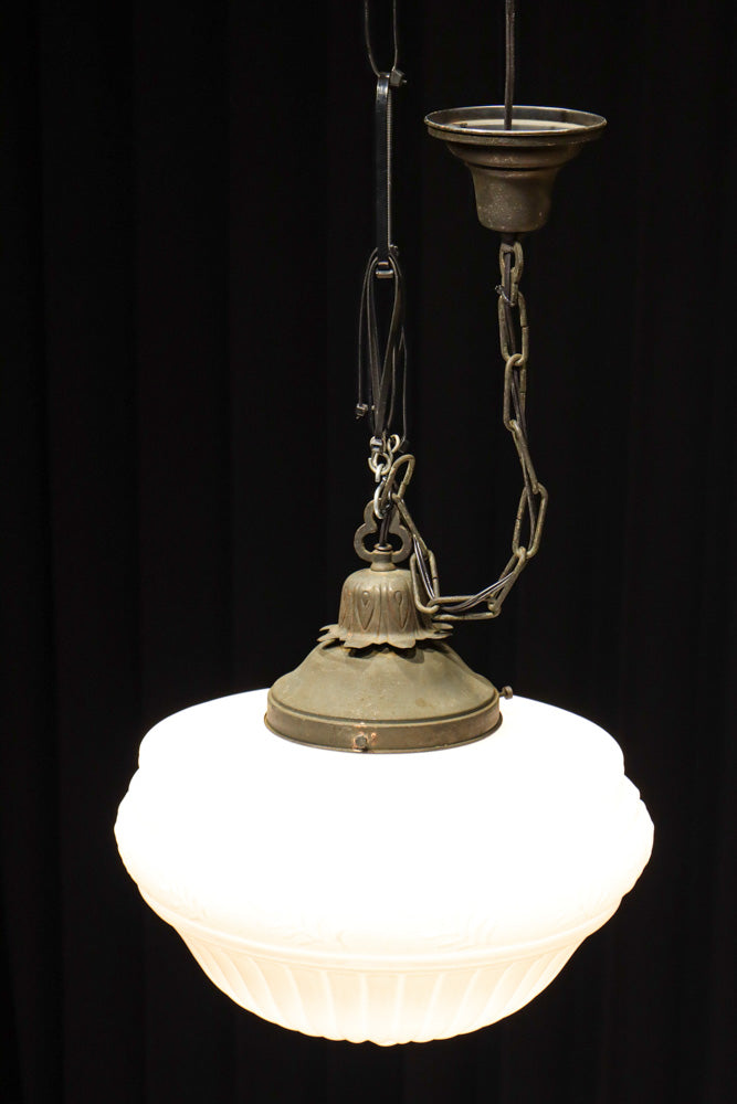 大正浪漫!!の雰囲気漂う大型サイズのシャンデリア　DC8154