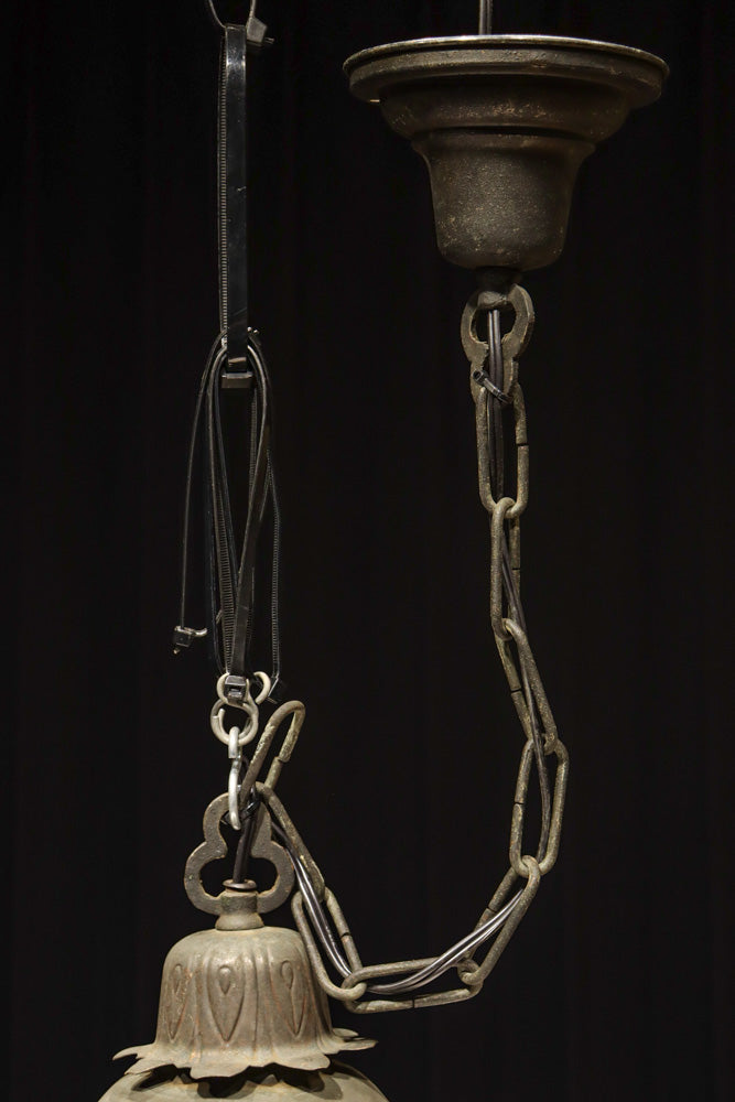 大正浪漫!!の雰囲気漂う大型サイズのシャンデリア　DC8154