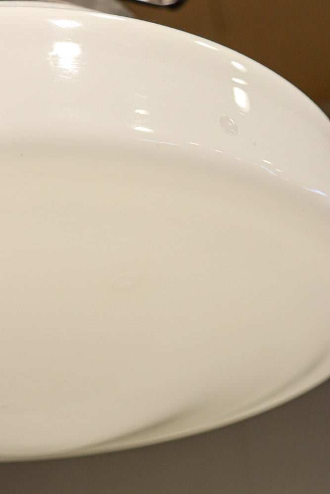 丸みを帯びたシンプルデザインが魅力な電笠　DC8155