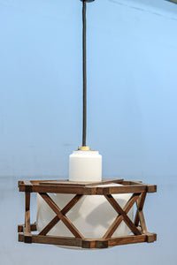 六角形の木枠が和モダンに飾る電笠　DC8159