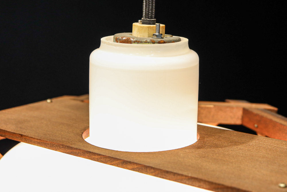 六角形の木枠が和モダンに飾る電笠　DC8159