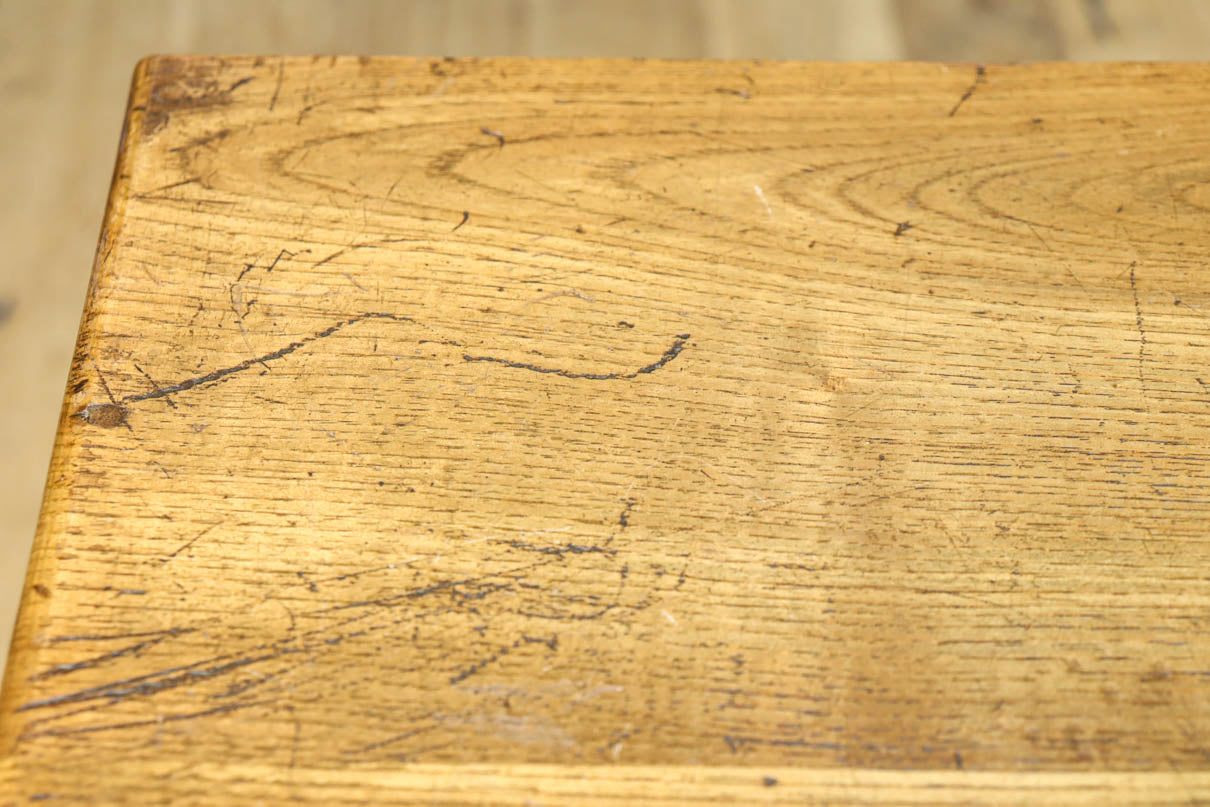 書類整理に使い勝手の良い小引き出し　DC8178