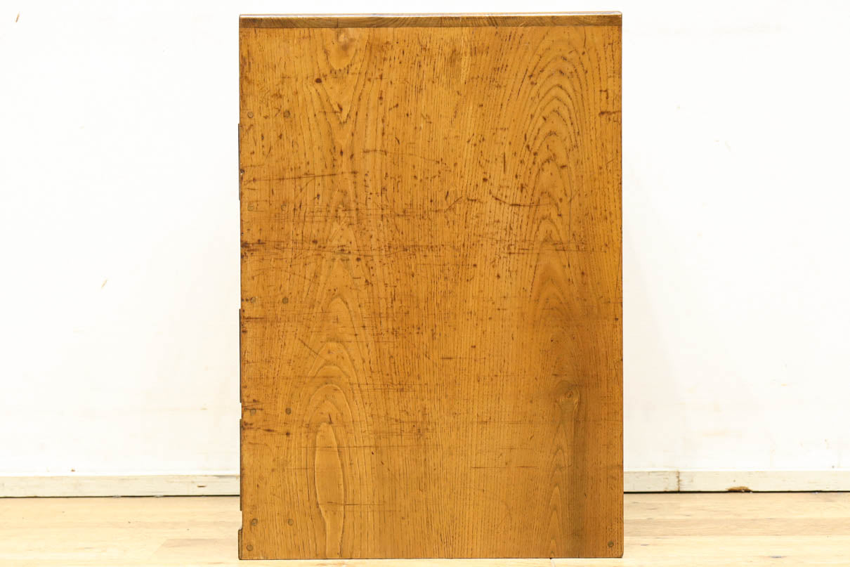 書類整理に使い勝手の良い小引き出し　DC8178