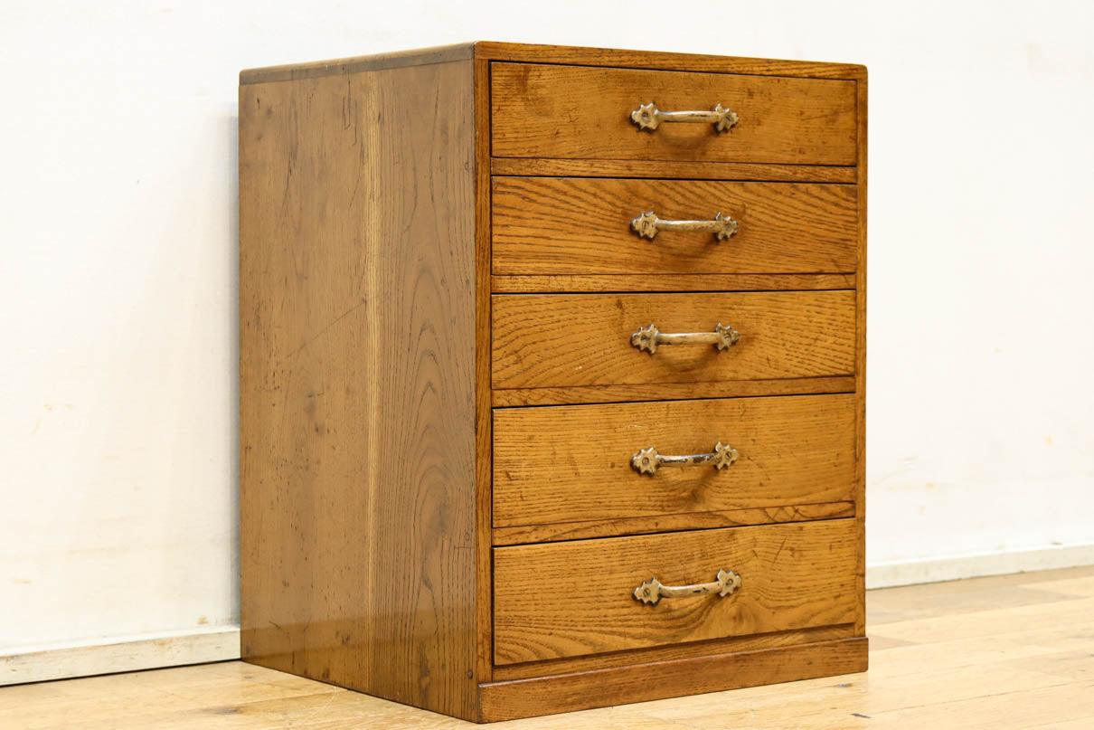 書類整理に使い勝手の良い小引き出し　DC8178