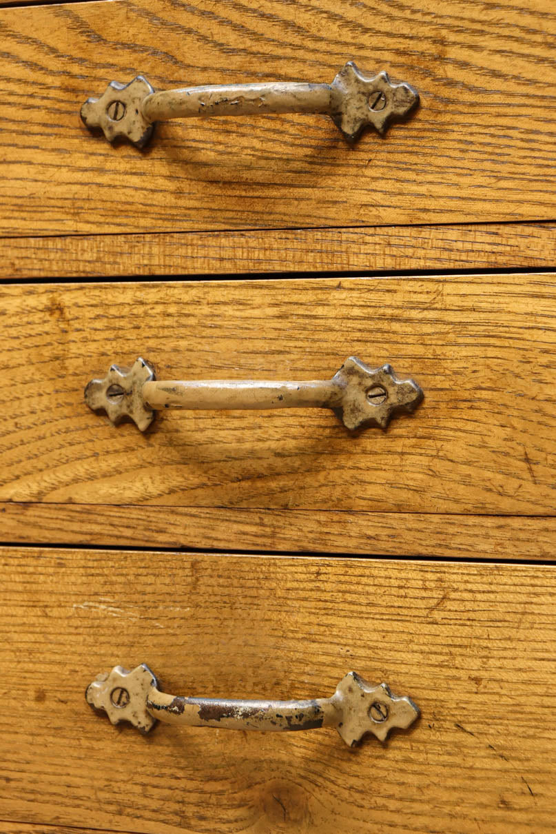 書類整理に使い勝手の良い小引き出し　DC8178