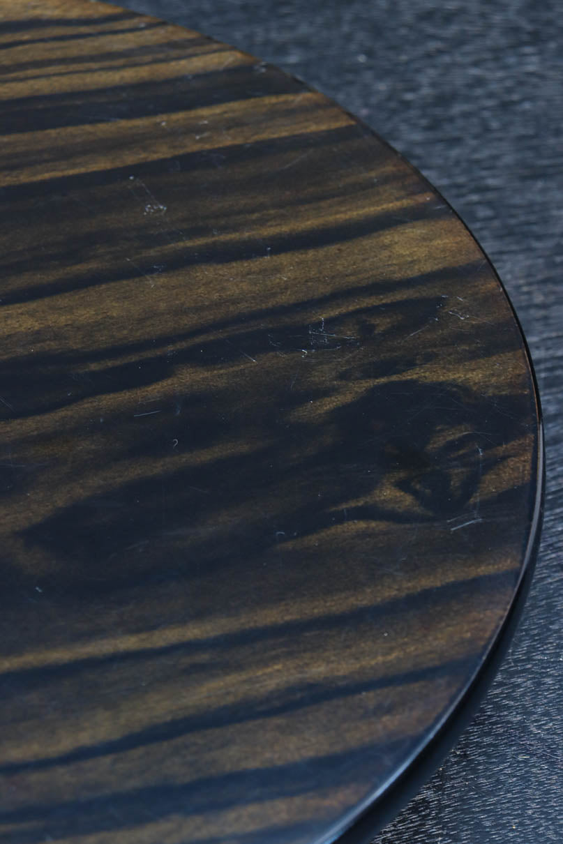 小サイズ!! 三本脚で趣きある縞黒檀の丸型置台　DC8182