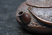 桜模様が浮かぶ小さな鉄瓶　DC8184