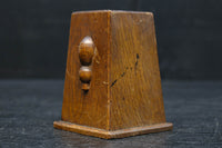 深い味わいの木製のペン立て　DC8185