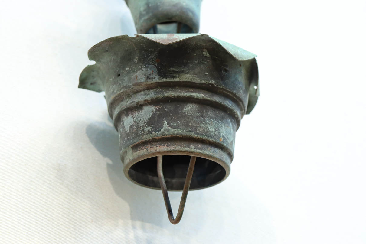 時代の風合いを纏った蕾のような鎖樋　DC8186