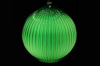 グリーンの縦縞プレス模様で落ち着いた眺めのプレスガラス電笠　DC8189