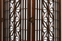 麻の葉組子の帯装飾が華やかな四つ折り衝立　DC8195