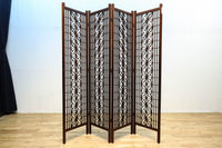 麻の葉組子の帯装飾が華やかな四つ折り衝立　DC8195