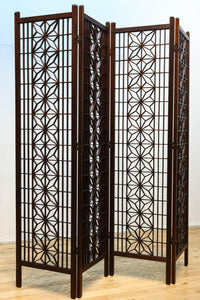 麻の葉組子の帯装飾が華やかな四つ折り衝立　DC8195