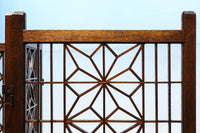 麻の葉組子の帯装飾が華やかな四つ折り衝立　DC8195