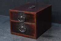 時代を重ねた風合いが趣き深い小引き出し　DC8200