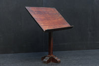 時代を重ねた味わいある風合いの書見台　DC8204