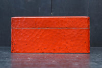 松の大木を力強く彫り描いた美しい朱漆の木箱　DC8205