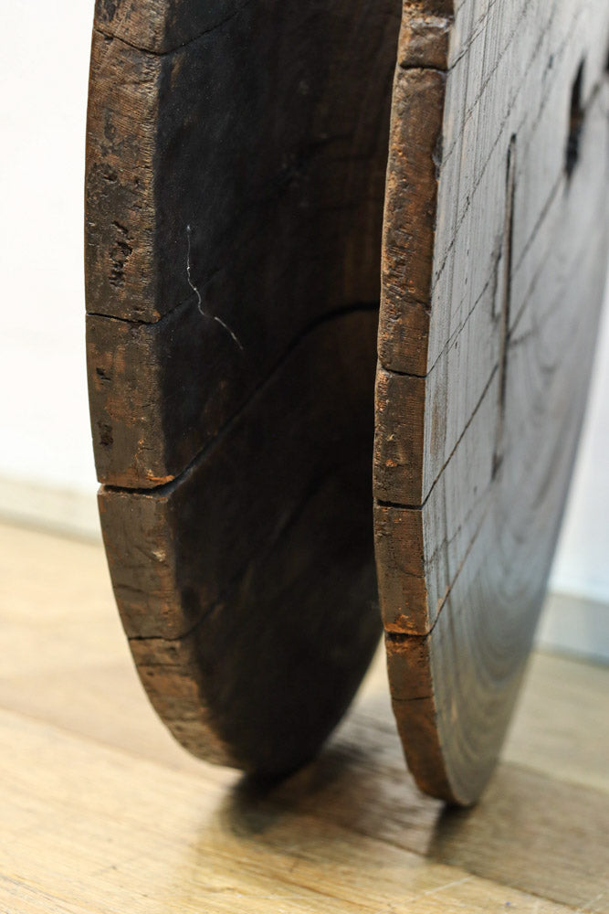 趣きある蒔絵が華を添える大きな車輪　DC8206