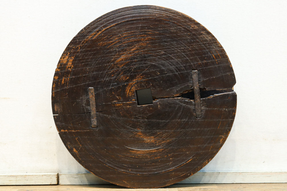 趣きある蒔絵が華を添える大きな車輪　DC8206