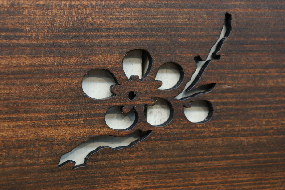 松竹梅の絵柄が可愛らしい小型透かし板　DC8215abc　在庫(a:1 b:1 c:1)枚