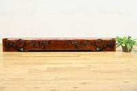 シンメトリーの彫刻柄が大正浪漫漂う艶色の綺麗な梁　DC8222