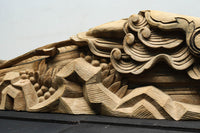 龍へと昇華する鯉の滝昇りを描いた立体彫刻が素晴らしい梁飾り　DC8223ab　在庫(a:1 b:1)枚