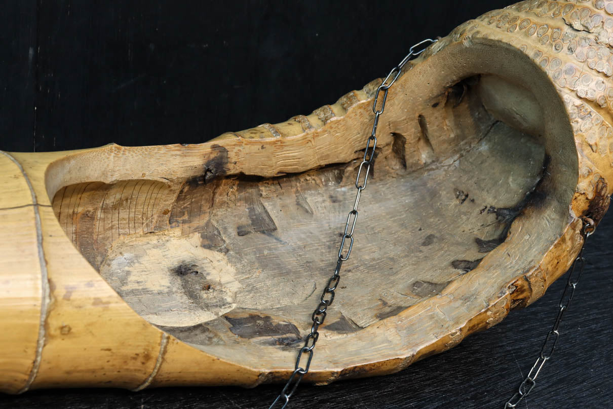 自然な竹の風合いある吊るし花器　DC8224