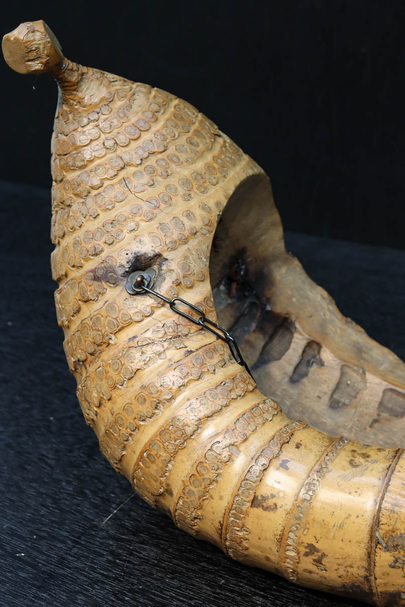 自然な竹の風合いある吊るし花器　DC8224