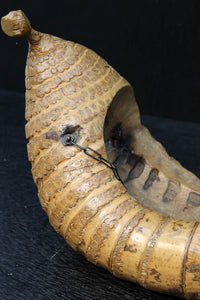 自然な竹の風合いある吊るし花器　DC8224