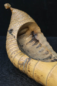 自然な竹の風合いある吊るし花器　DC8224