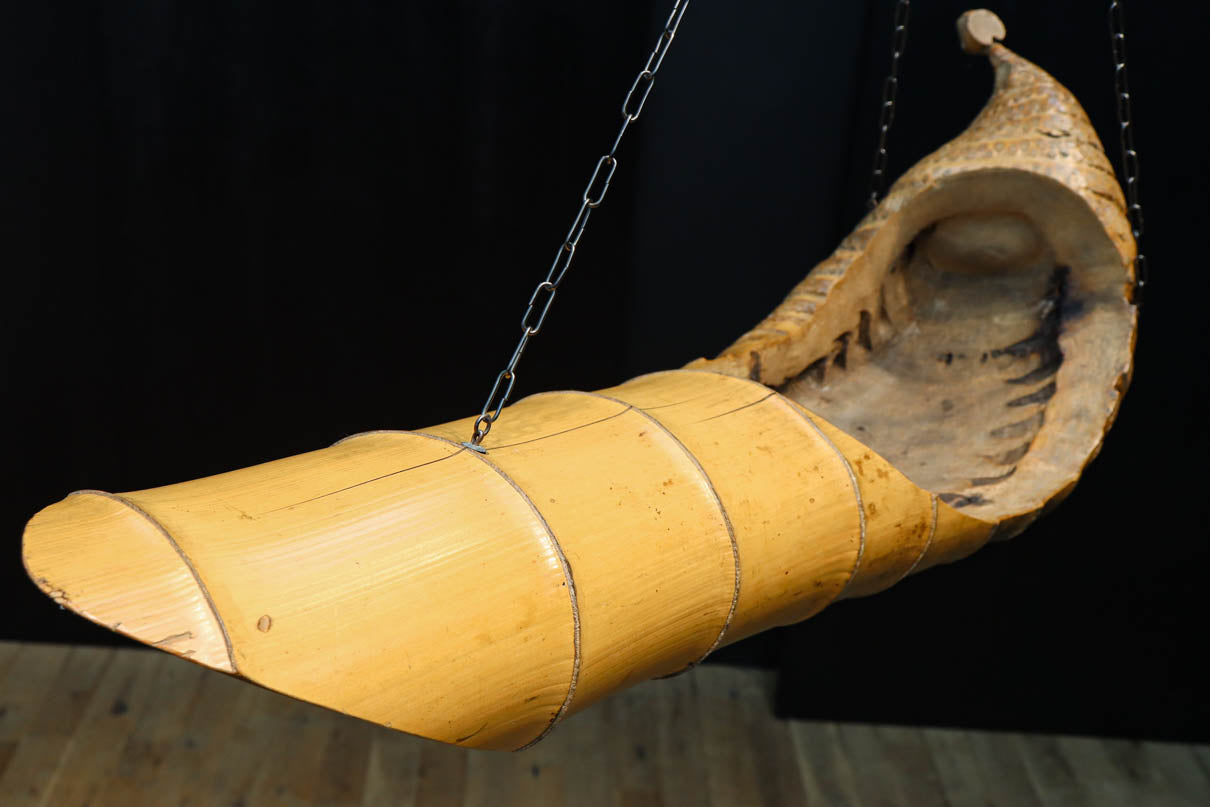 花器にも使えそうな 燻竹 花器にも使えそうな 燻竹