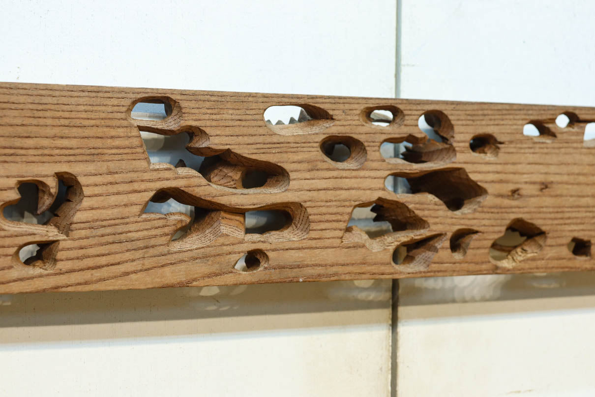 貫禄ある2頭の龍の立体感溢れるけやき彫刻飾り　DC8226