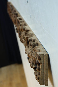 貫禄ある2頭の龍の立体感溢れるけやき彫刻飾り　DC8226