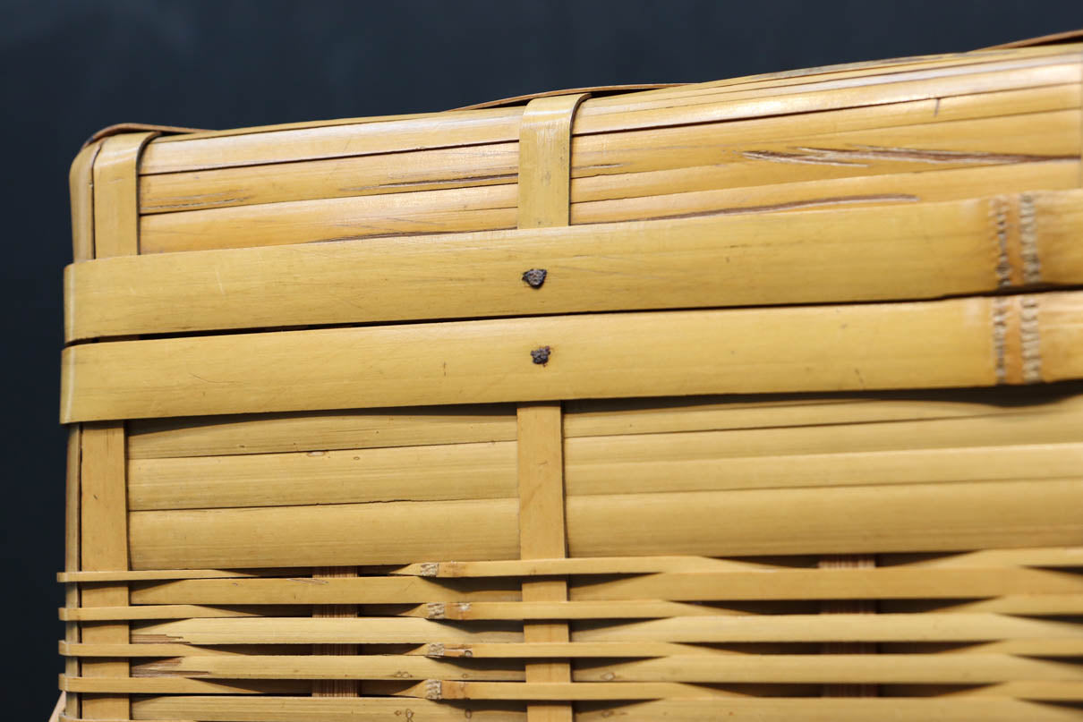 Small square basket DC8235