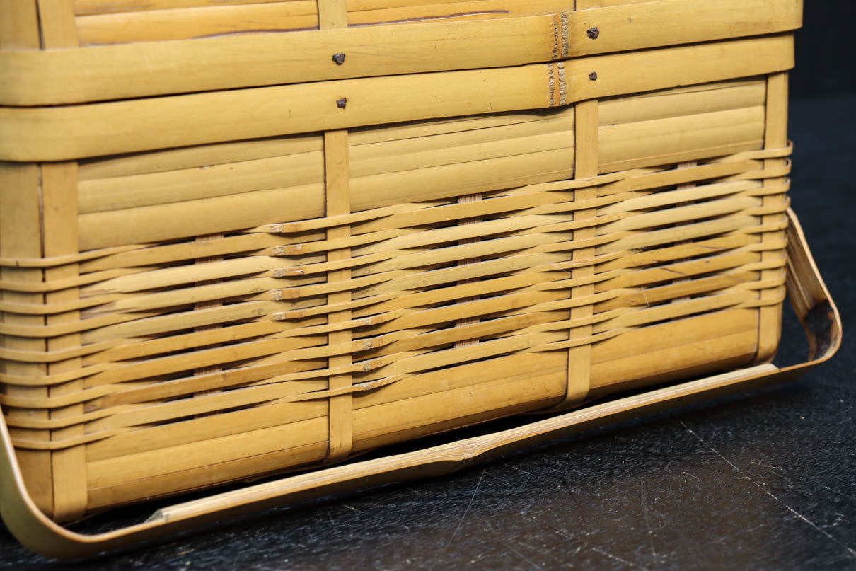 Small square basket DC8235